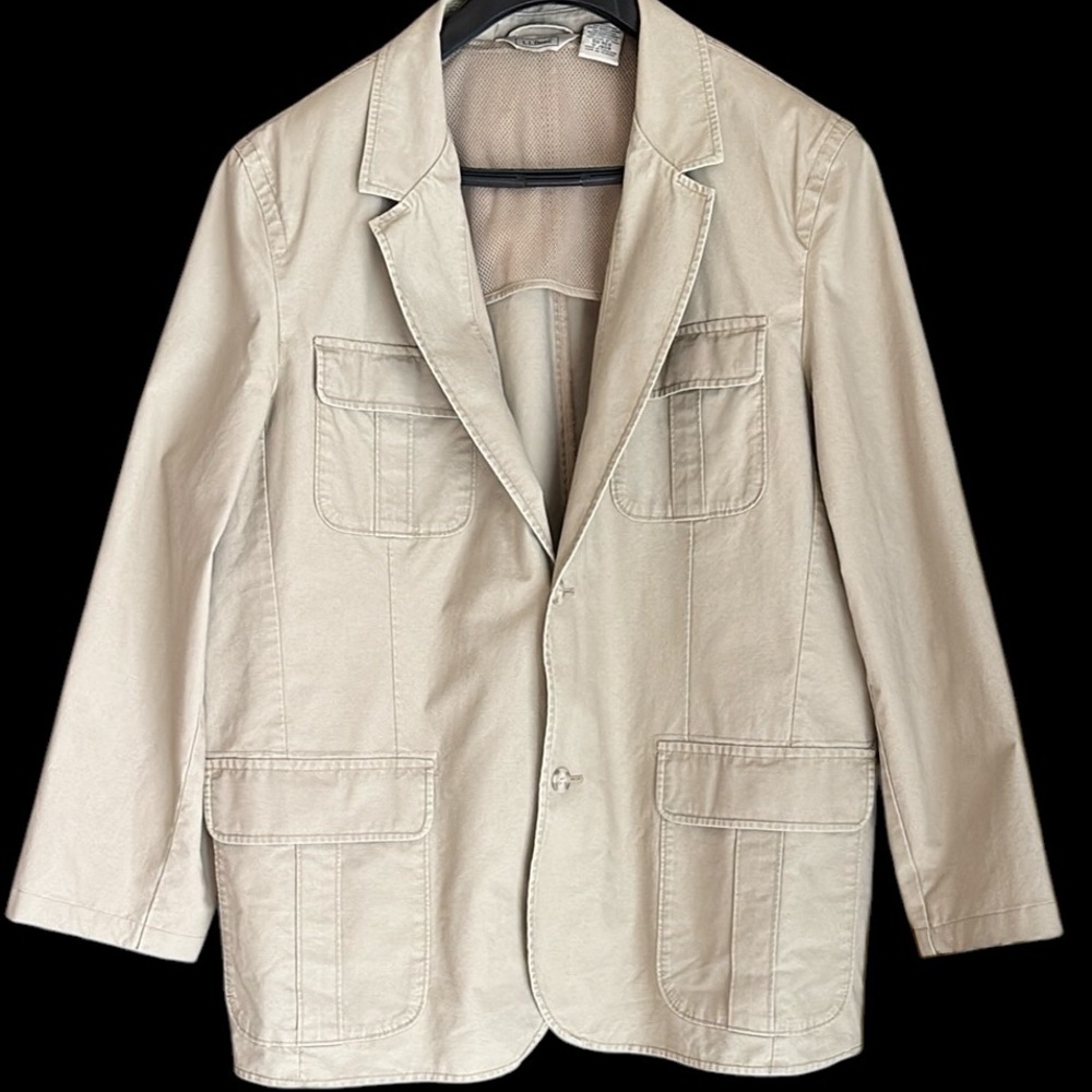 L.L. Bean Travel Safari Tan Sport Coat with Notched Lapel and Relaxed Fit 50R